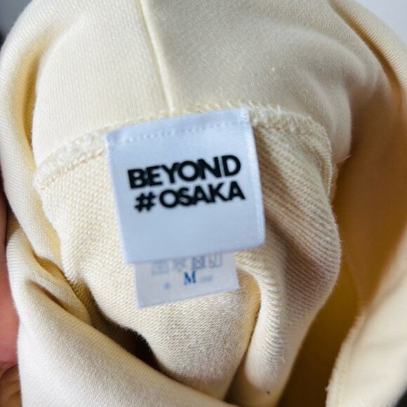 Beyond Osaka Shiba Inu Eating Snack Yellow Hoodie - Picture 4 of 7